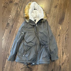 Army green coat w/ sherpa lining and fur hood